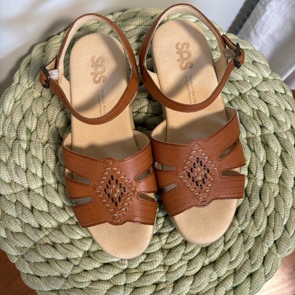 SAS Aztex Brown Leather Huarache Ankle Strap Flat Comfort Sandals WIDE - Picture 5 of 11